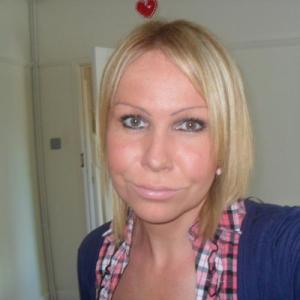 Profilbild von AusgehungerteJana